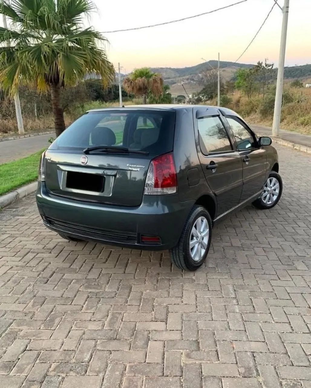 Fiat Palio Palio 1.0 ECONOMY Fire Flex 8V 4p 2011