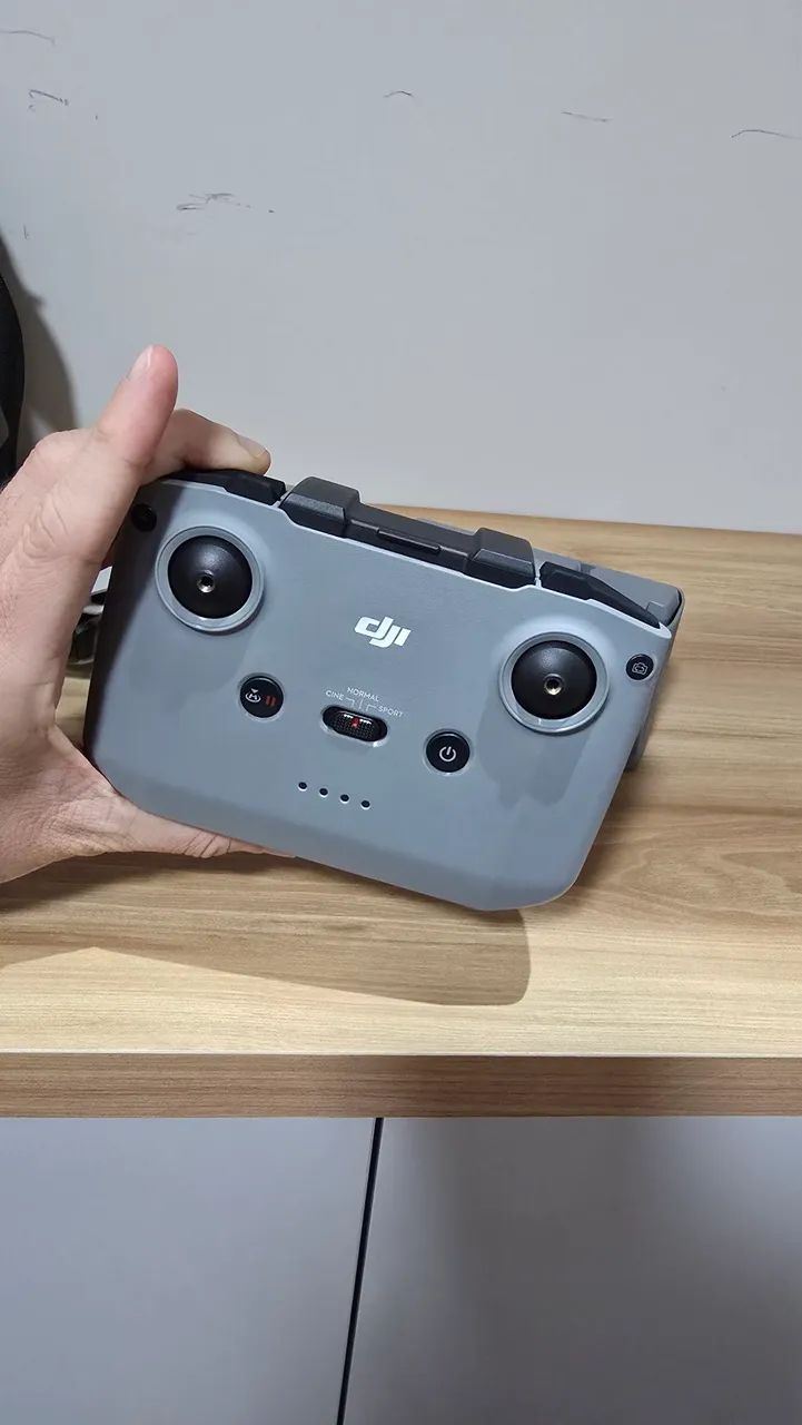 Drone DJI MINI 2 COM COMBO FLY MORE420252223674132484
