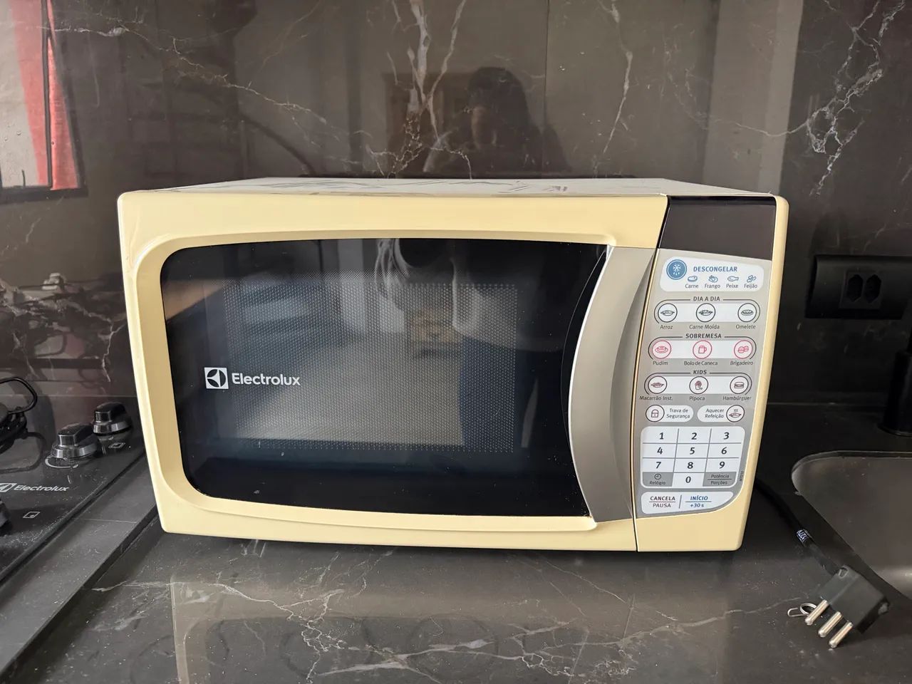 Microondas Electrolux MTD30