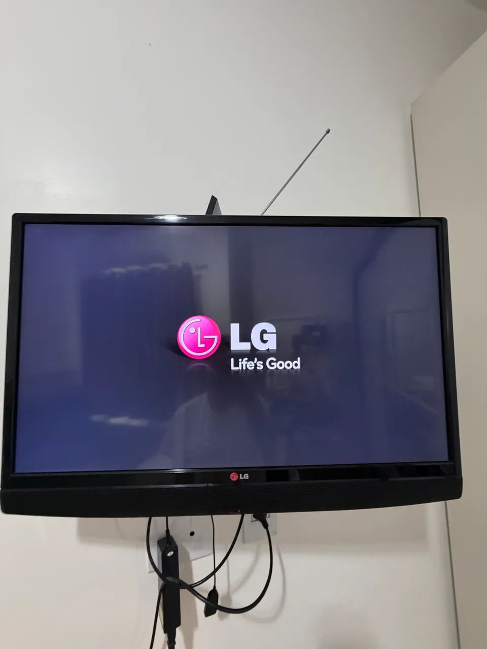 Tv LG 28 polegadas muito nova  - Foto 2
