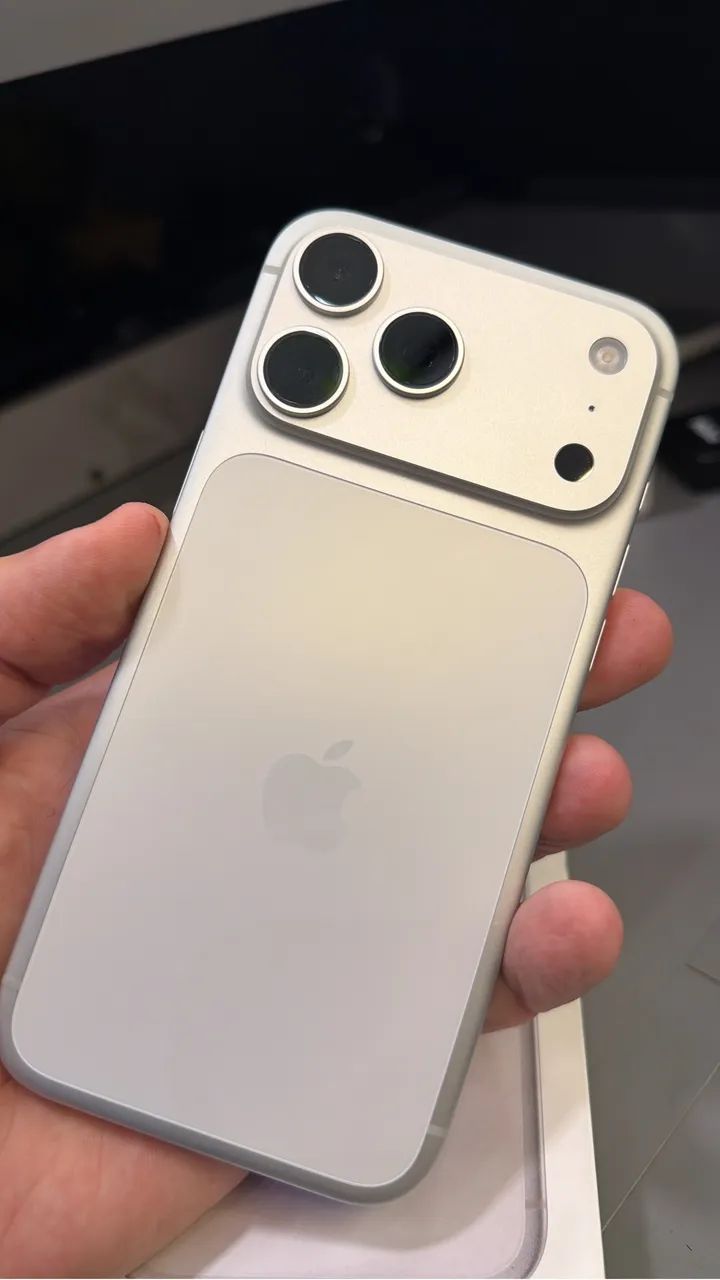 iPhone 17 pro max 1 mês de uso