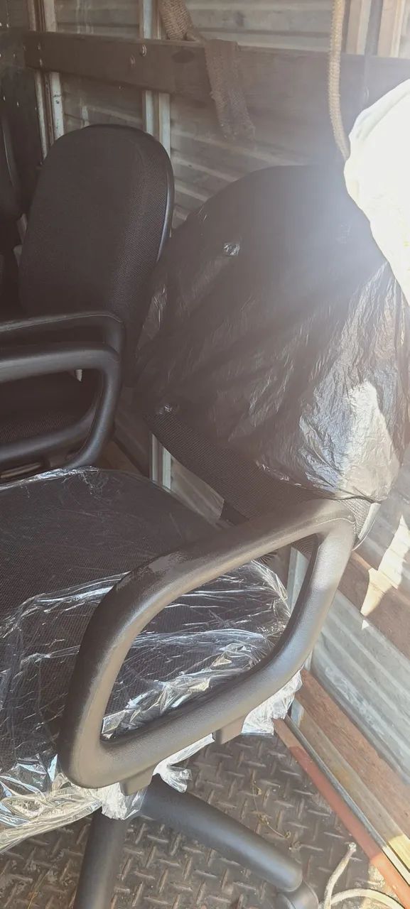 Cadeira de escritório - Foto 2
