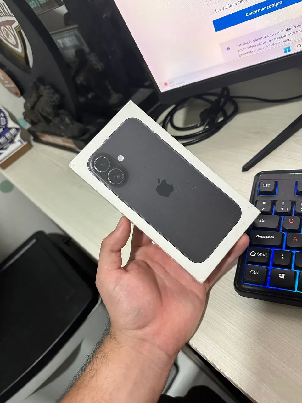 IPHONE 16 De 128 gb 