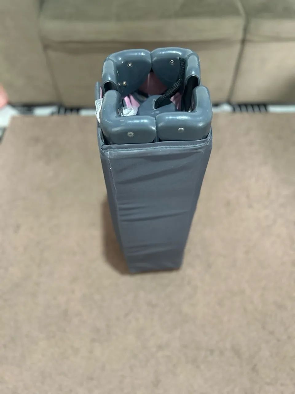 Mini berço  com colchão - Foto 4