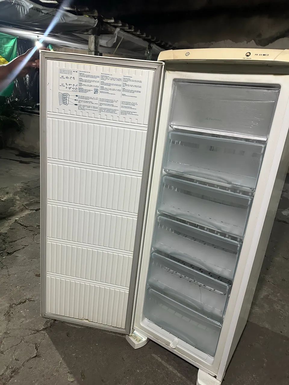 Título: Freezer Vertical Consul FE 22 - Ótimo estado ? - Foto 2