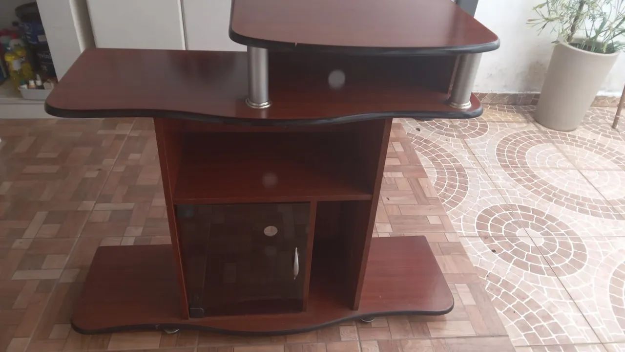Mesa de sala para TV e eletrônicos  - Foto 4