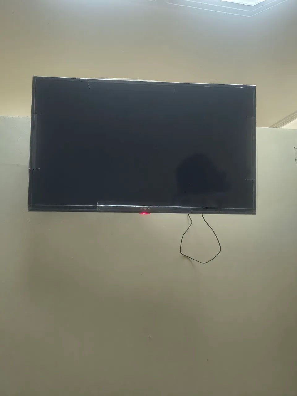 Vendo TV 32 polegadas semi nova  - Foto 3