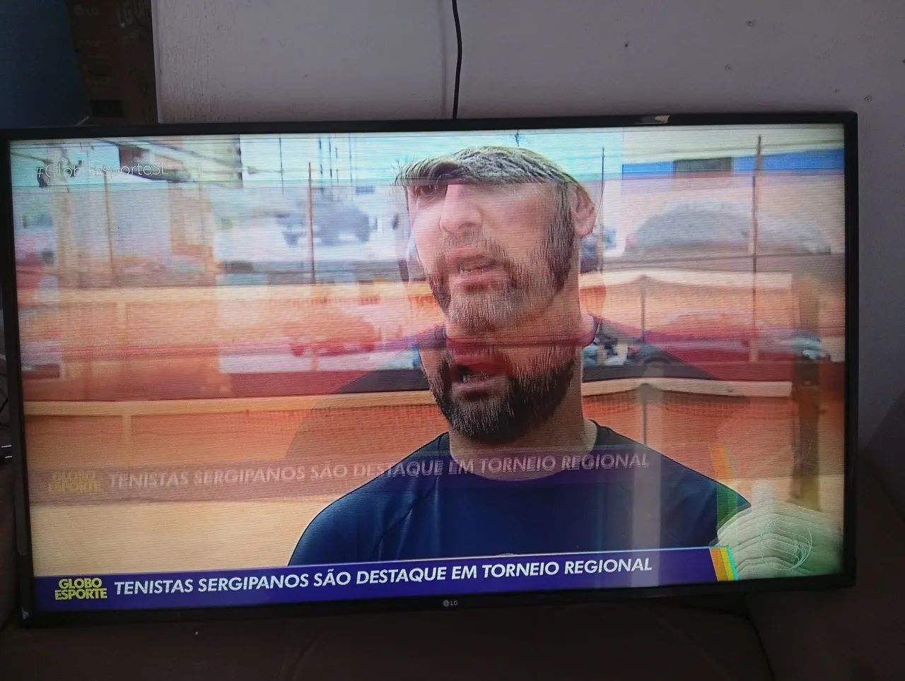 Televisão com defeito 