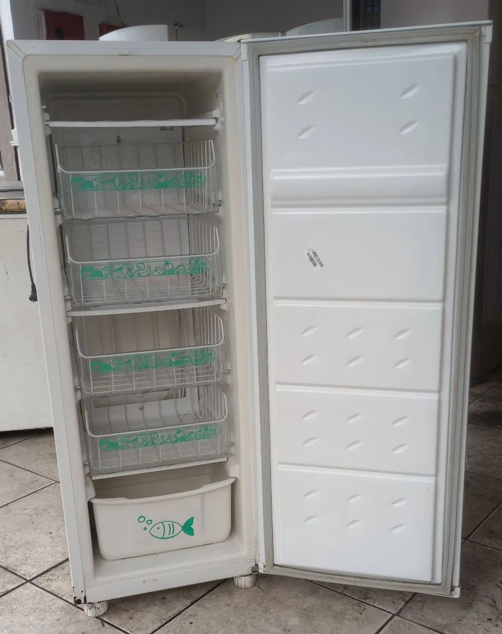 VENDO FREEZER VERTICAL CONSUL  - Foto 2