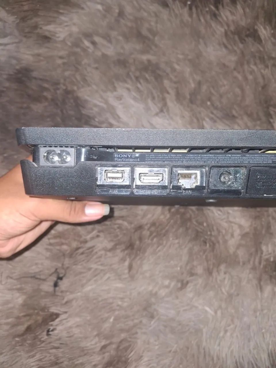 PS4 SLIM 500GB - Foto 5