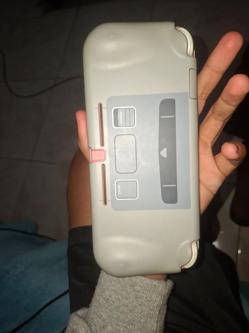 Vendo nintendo switch lite desbloqueado! - Foto 2