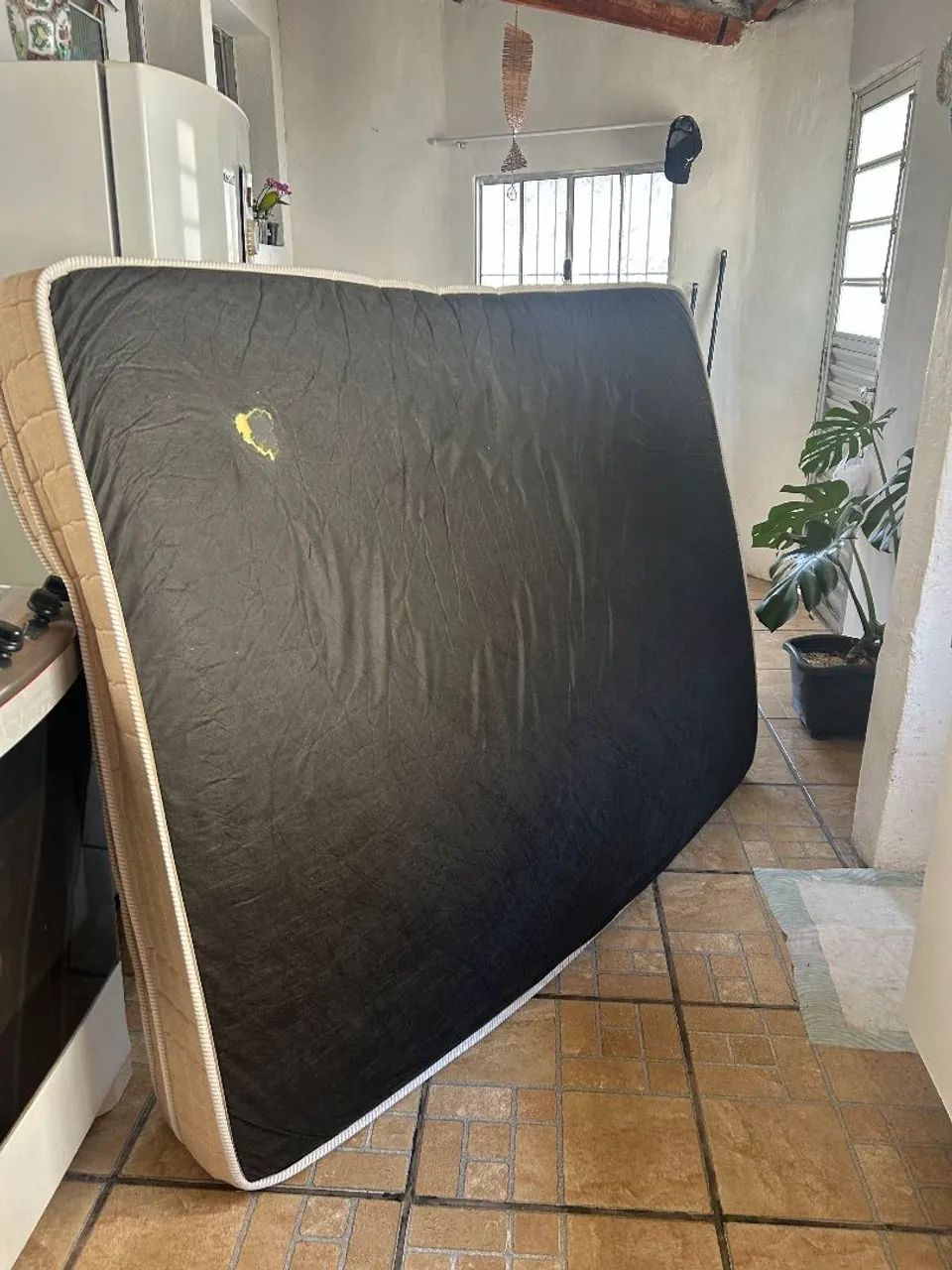 Colchão de cama box usado em bom estado - Foto 2