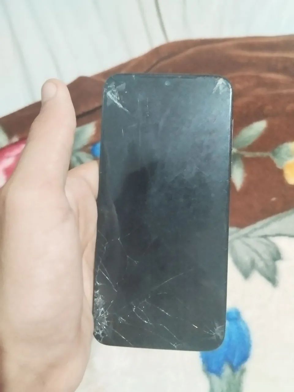 Motorola g8 plus com tela quebrada  - Foto 2