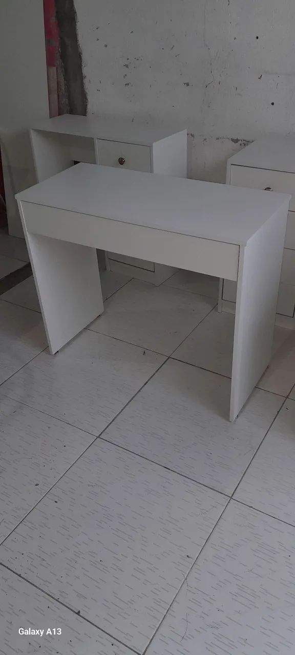 Escrivaninha faço por encomenda 