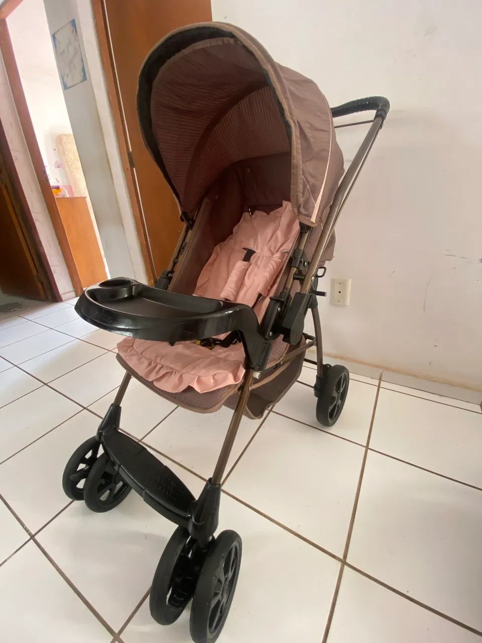 Carrinho de bebê e bebê conforto  - Foto 3