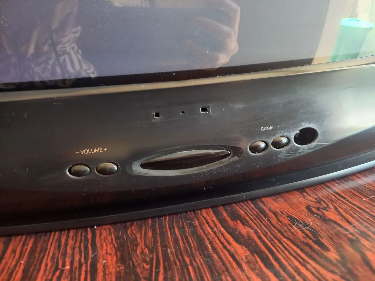 TV SHARP C-2053 20" - Foto 2