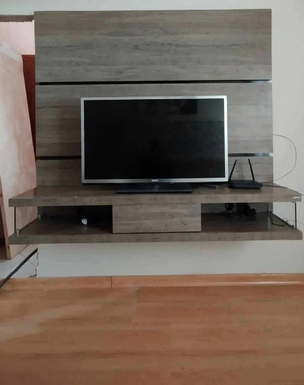 Rack com painel para TV 