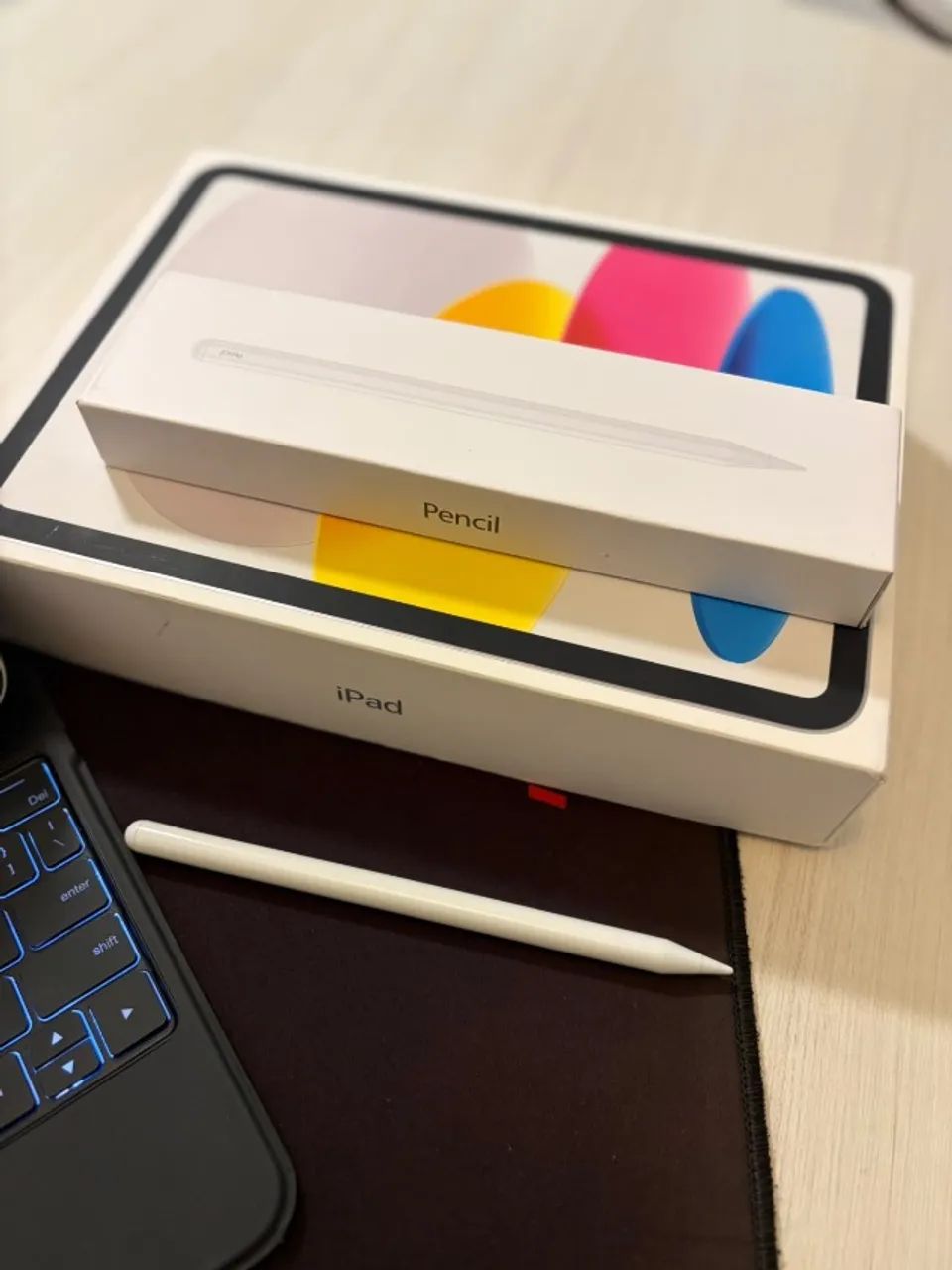iPad 11a Geração A16 128GB + Capa Teclado + Pencil
