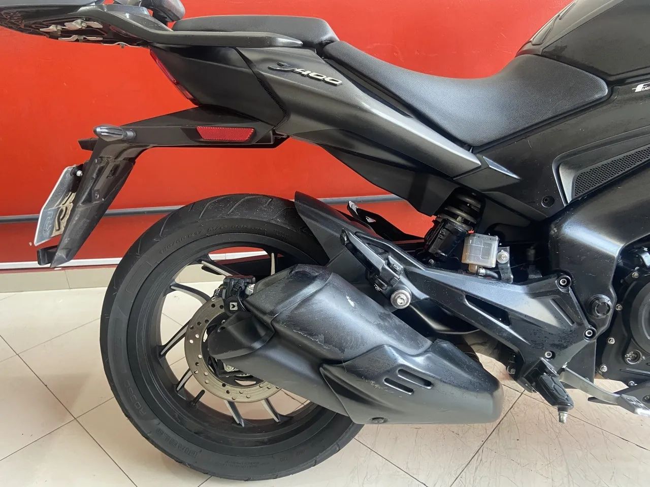 Bajaj Dominar 400  2024 - Foto 4