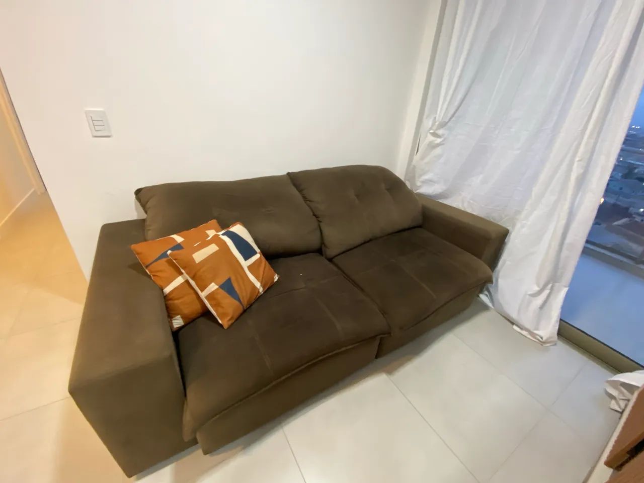 Sofá retrátil 2,30m - Foto 2