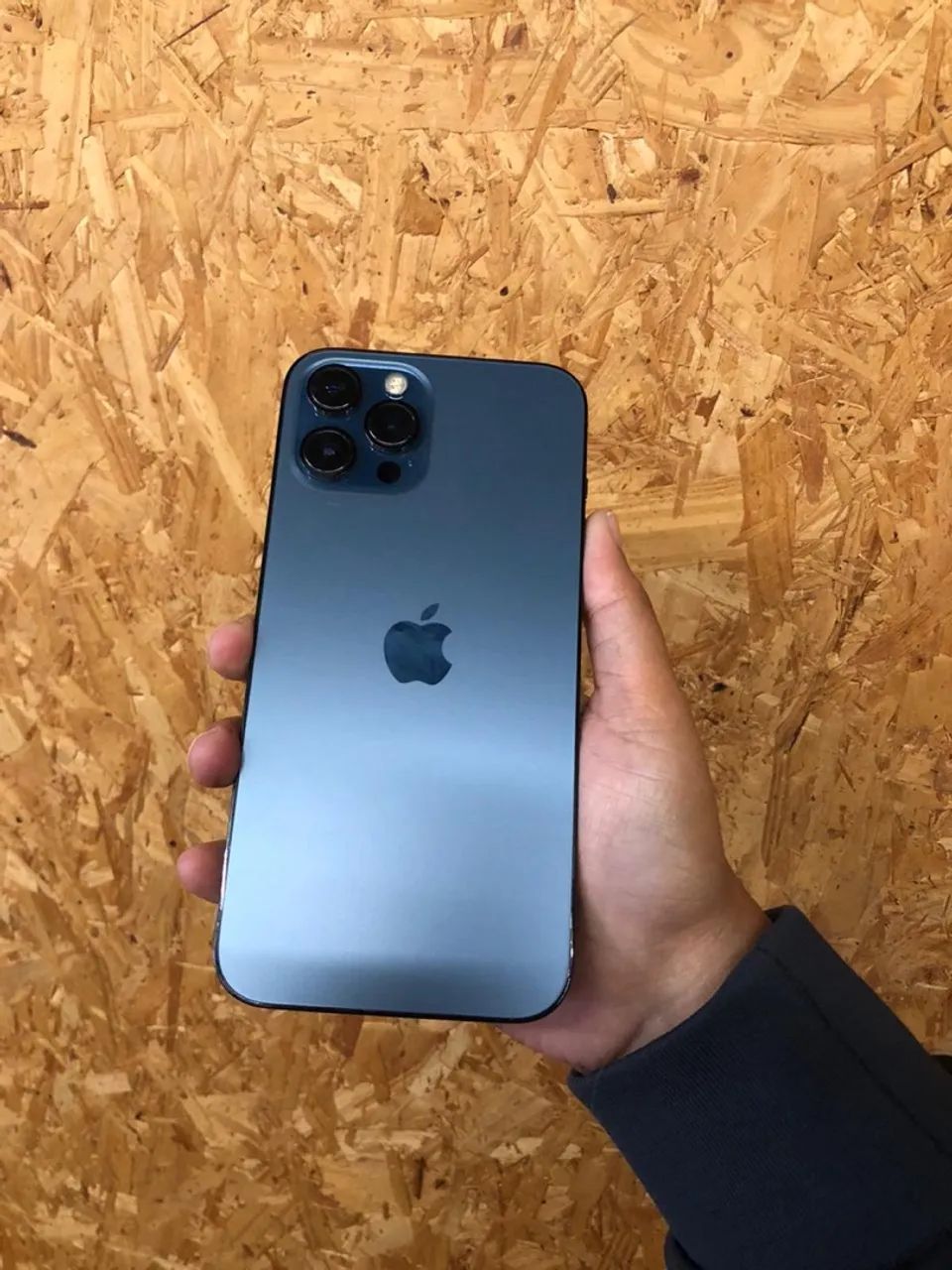 iPhone 12 Pro Max - Foto 2