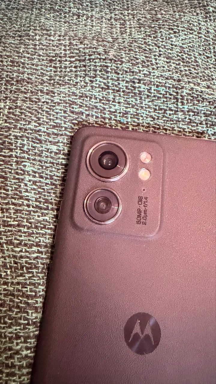 Motorola Edge 40 - Foto 2