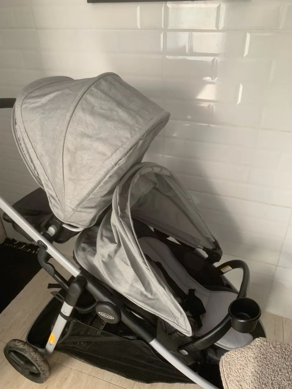 Carrinho de gêmeos Graco 