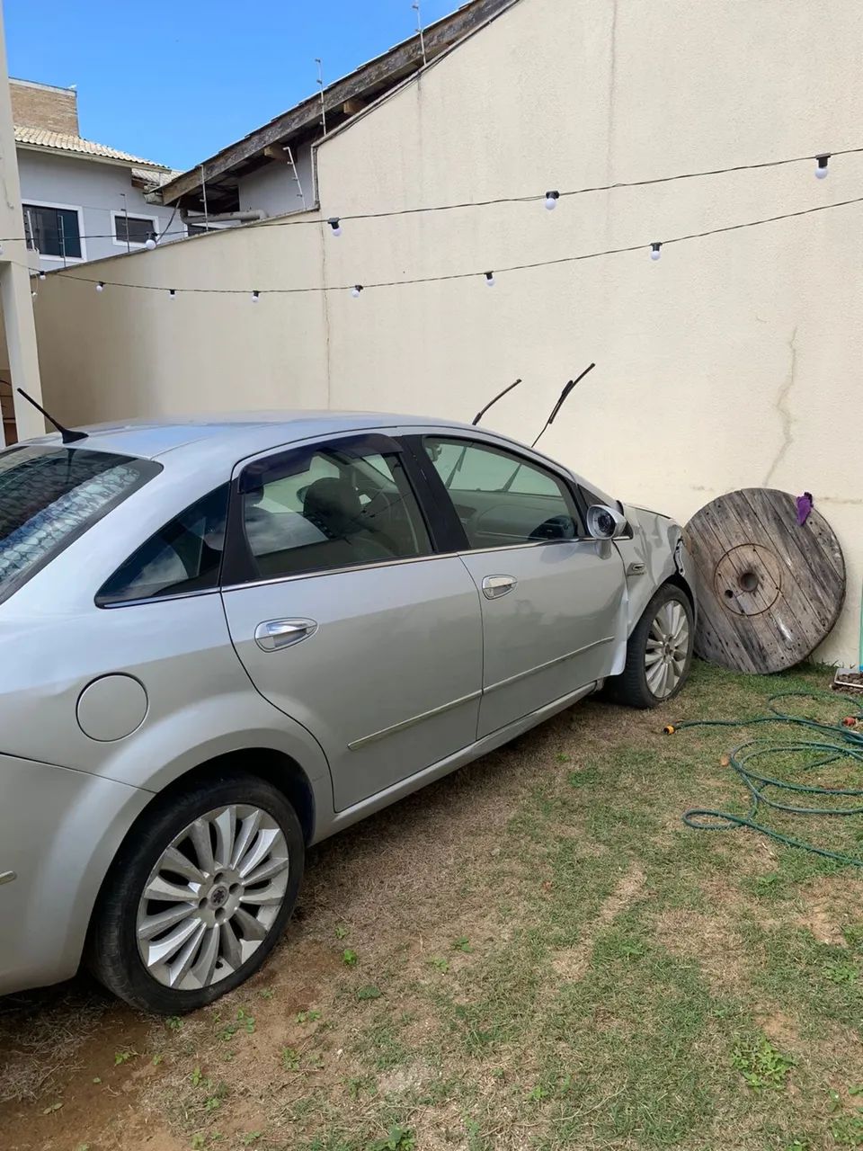 Fiat Linea Absolute 1.9/1.8 Flex Dualogic 4P 2012 - Foto 2