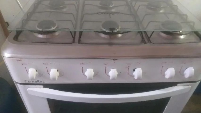 Fogão Branco Esmaltec 6 Bocas e Forno - Apenas 350 Reais - Foto 4