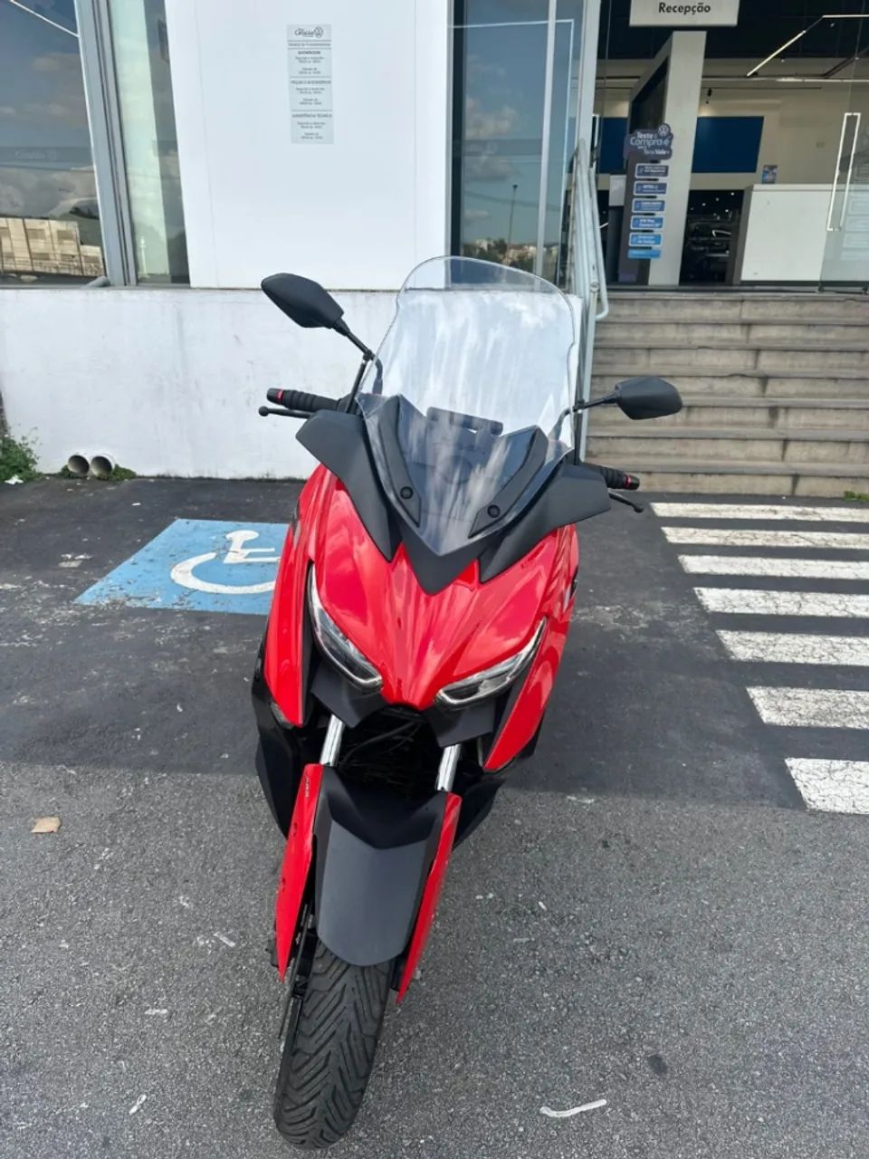 XMAX - Foto 2