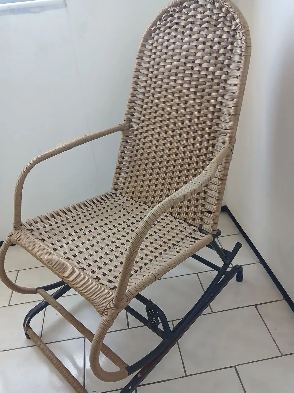 Cadeira De Balanço Com Molas 