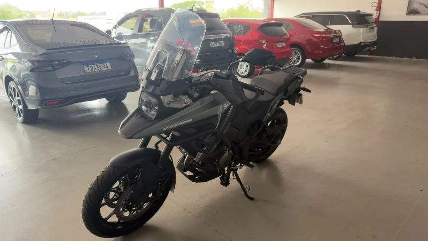 SUZUKI V-STROM 1050  - Foto 2