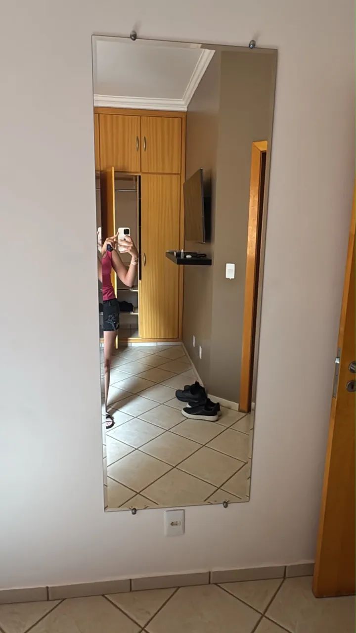 Espelho, de corpo inteiro