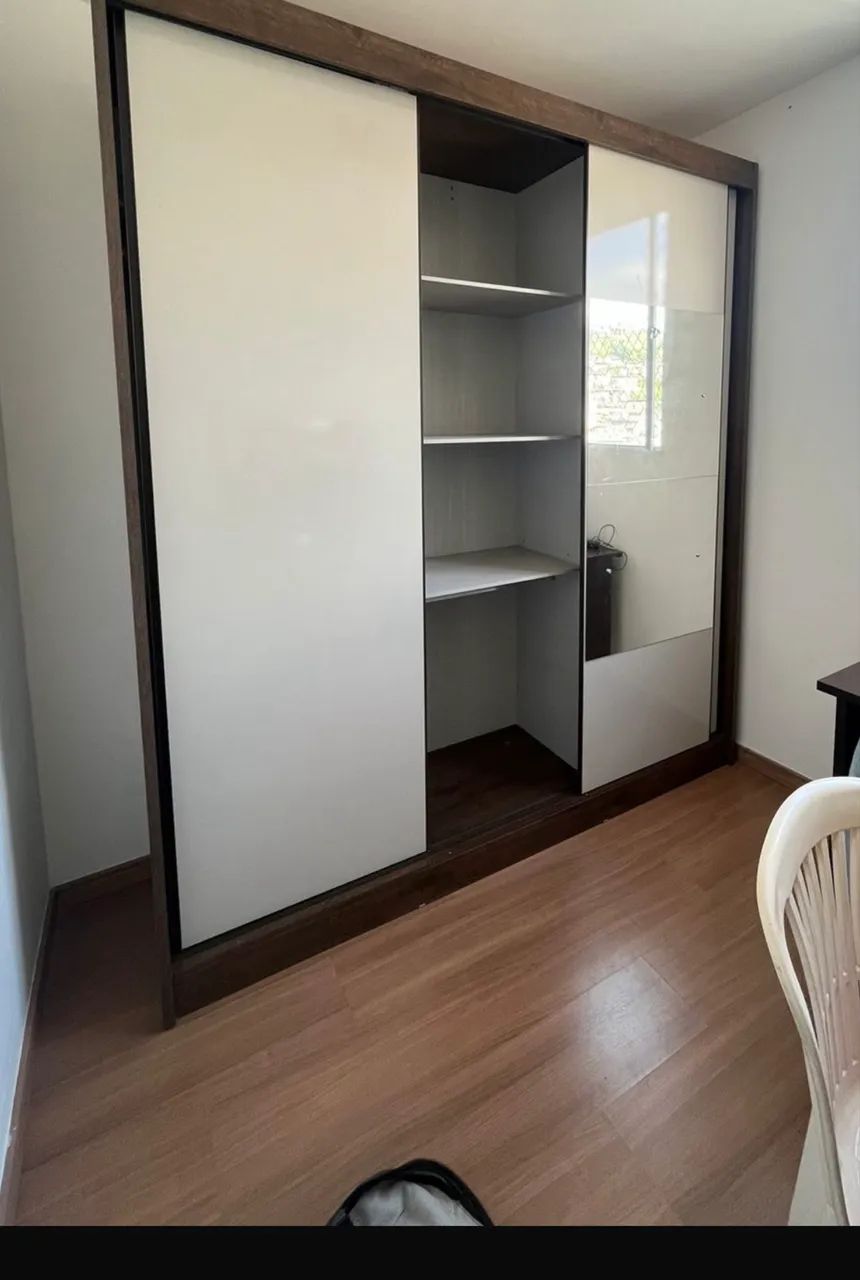 Guarda roupa 