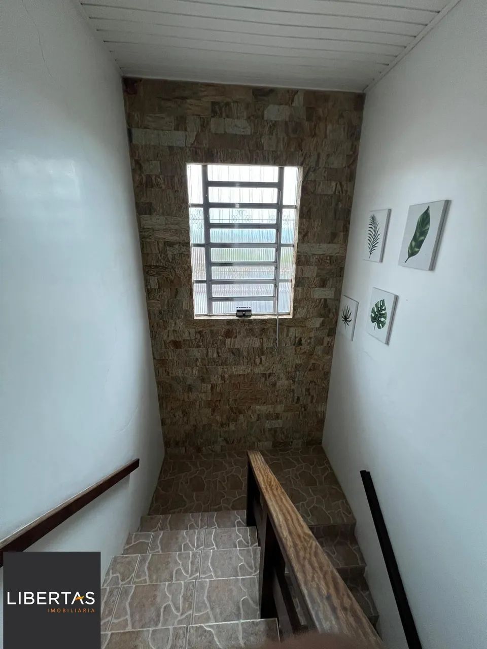 Casa Residencial Semimobiliada com 2 Suítes e Piscina em Viamão, RS - Foto 4