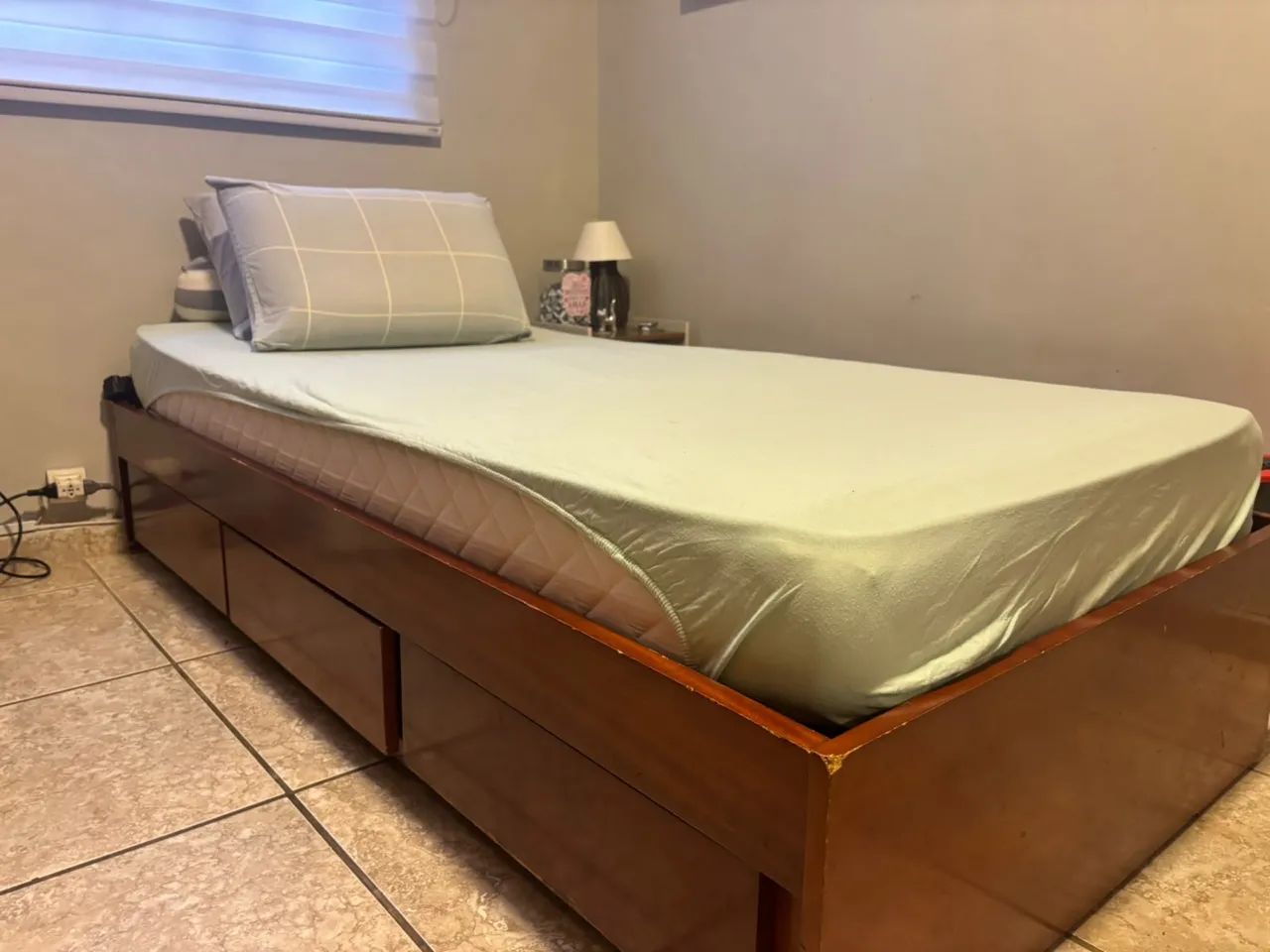 Cama Solteiro - Madeira Maciça  - Foto 4