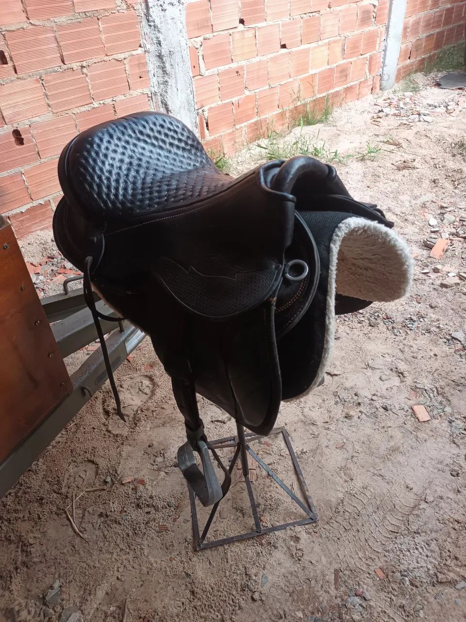 Vendo selas pra cavalos - Foto 3