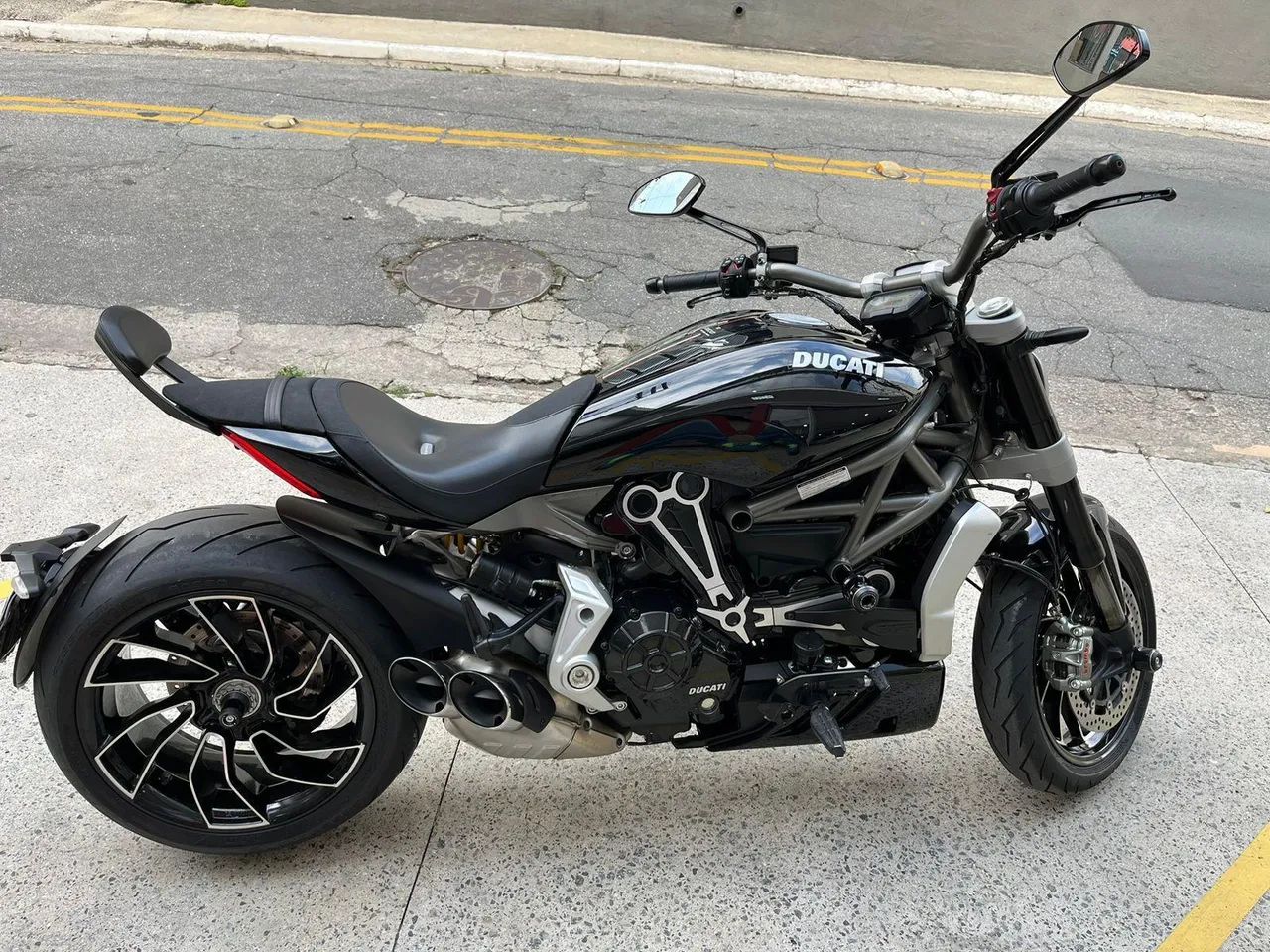 DUCATI XDIAVEL S  - Foto 4