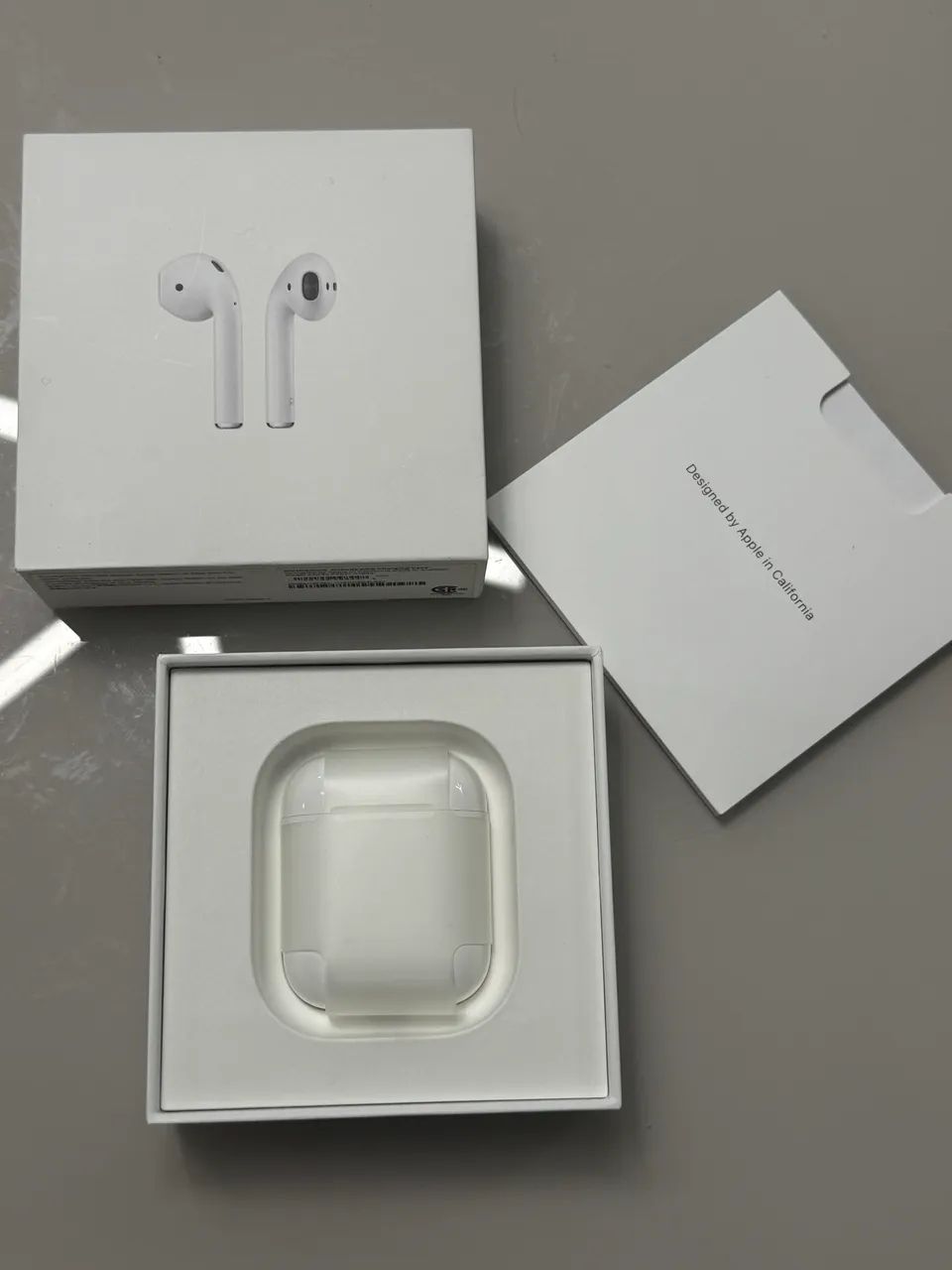AirPods Apple 2ª Geração (Original) - Com Estojo de Recarga