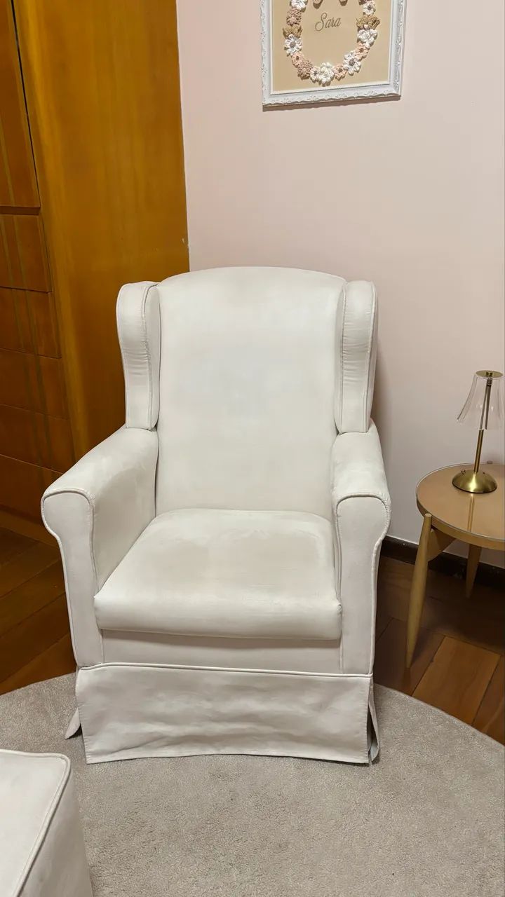 Poltrona amamentação de balanço + puff - Foto 2