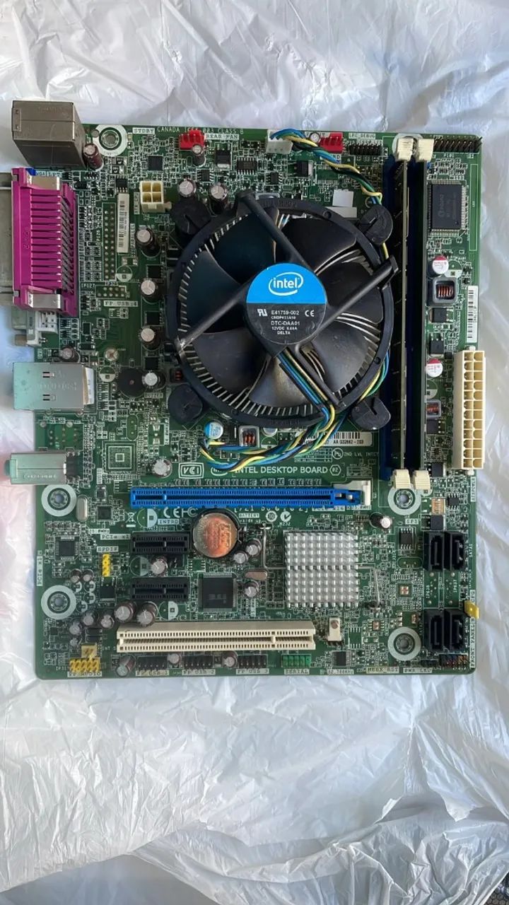 Placa-Mãe Intel DH61BE + Cooler Original Intel + Espelho Traseiro