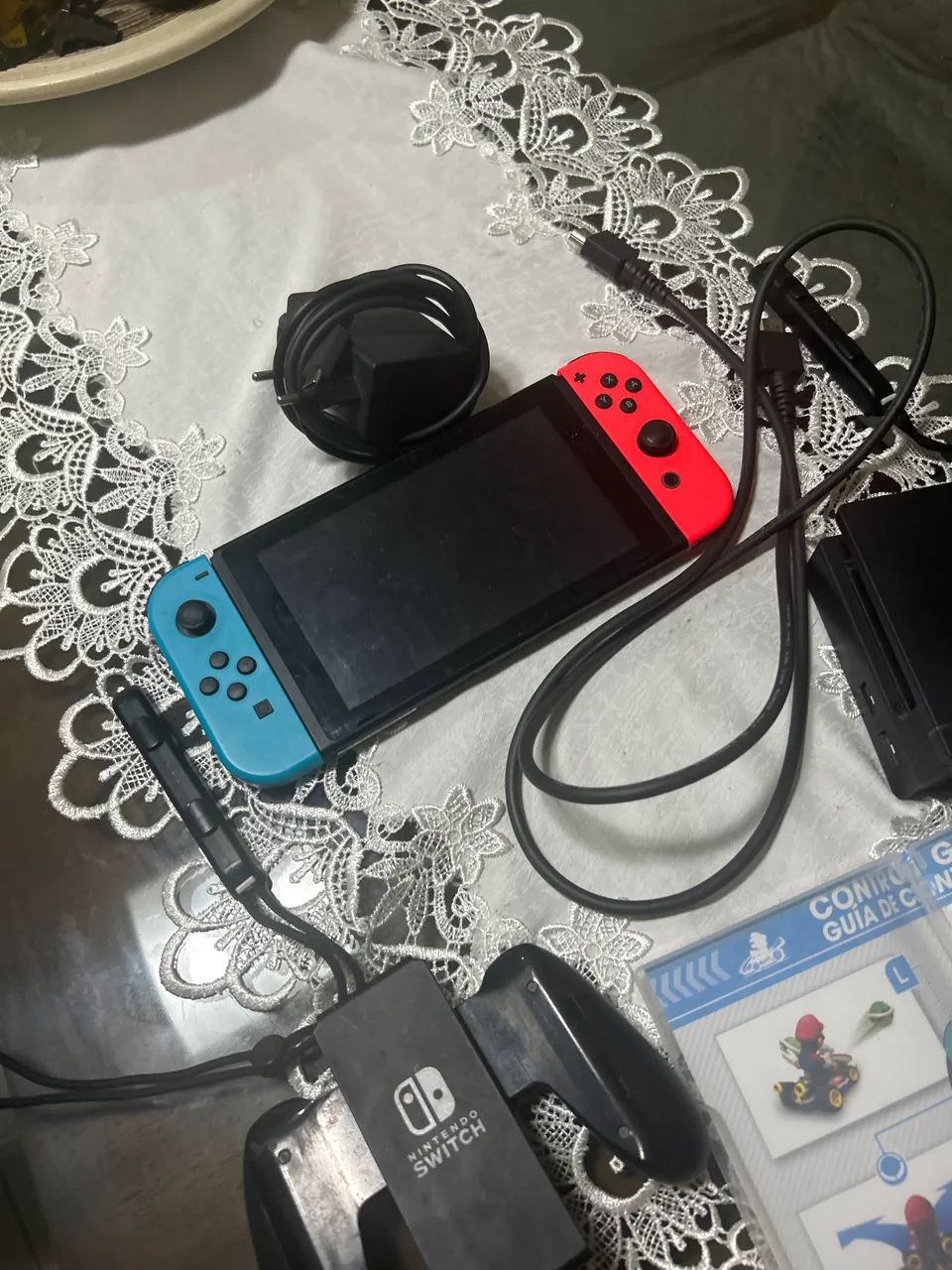 Nintendo Switch + Mario Kart 8 Deluxe Ótimo Estado  - Foto 4
