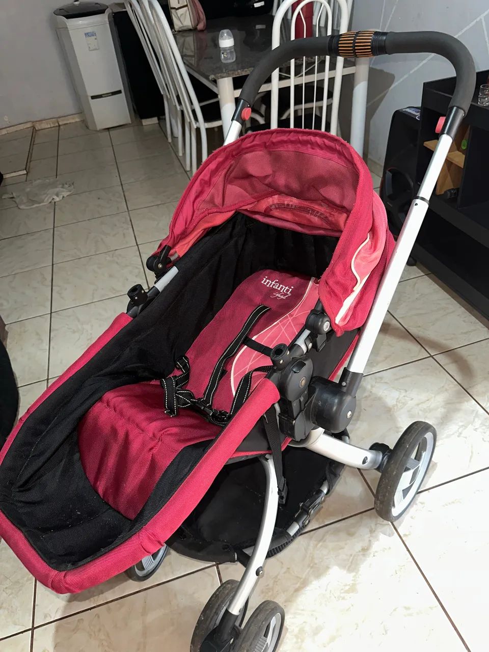 Carrinho Moisés para bebê 