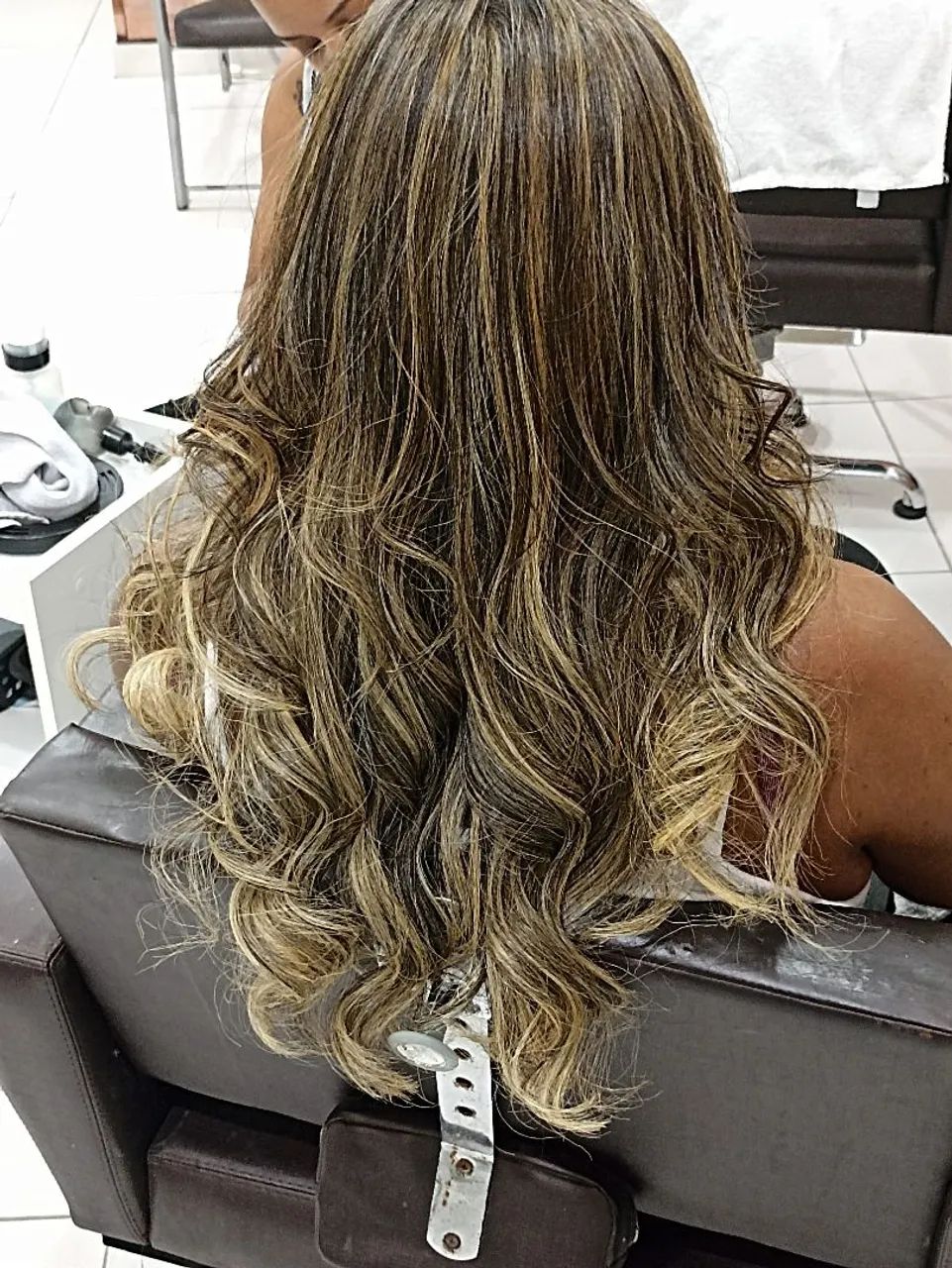 Mechas, Luzes, balaiagem. - Foto 5