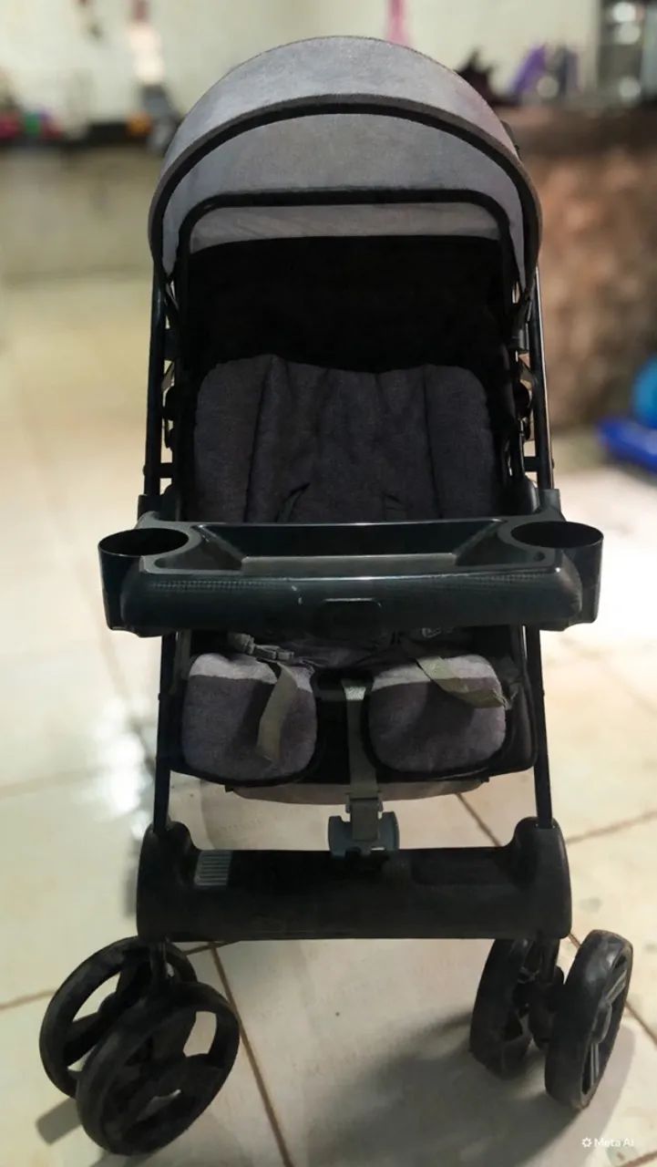 Carrinho de bebê dobrável  - Foto 2