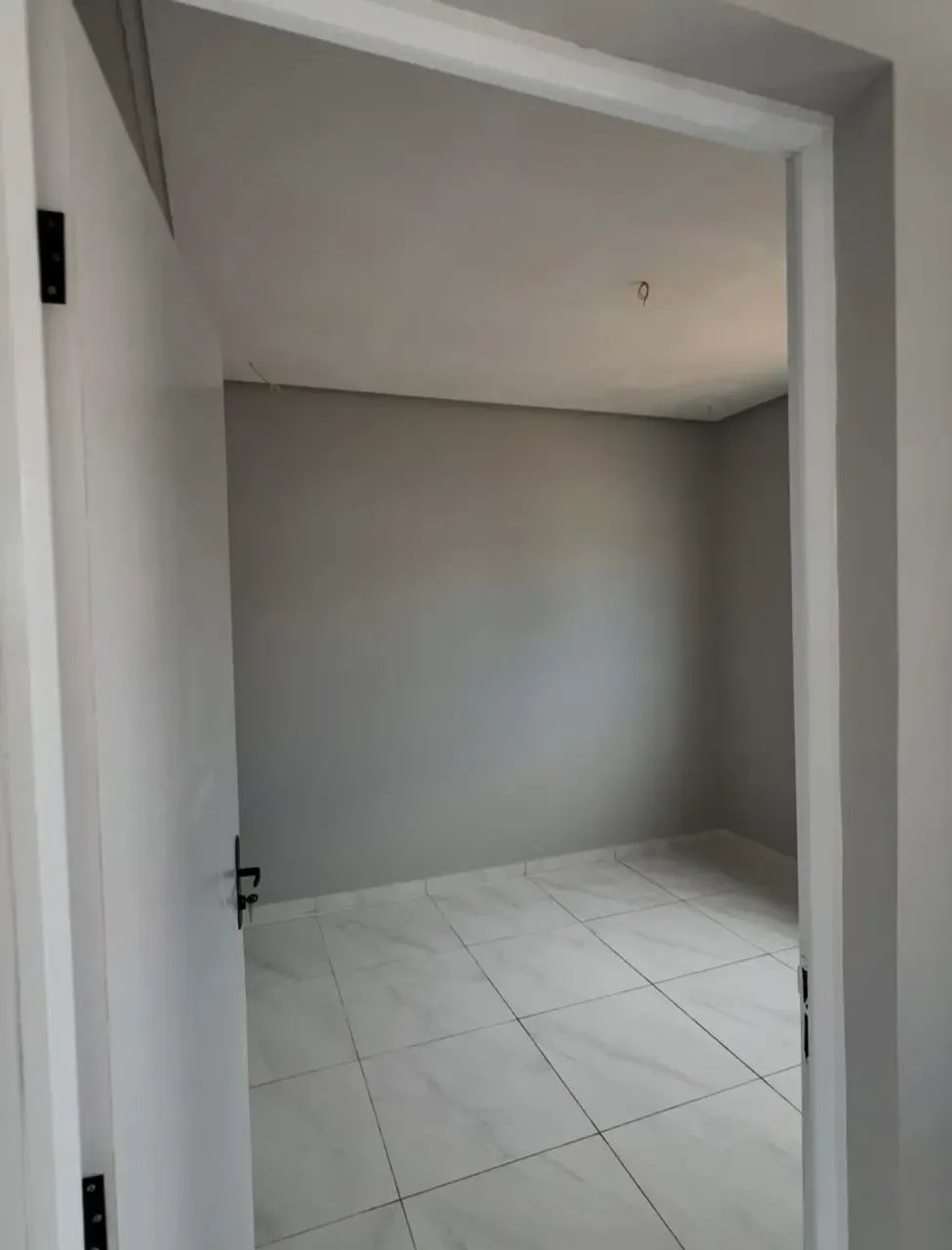 LS02 CASA A VENDA NO CABULA