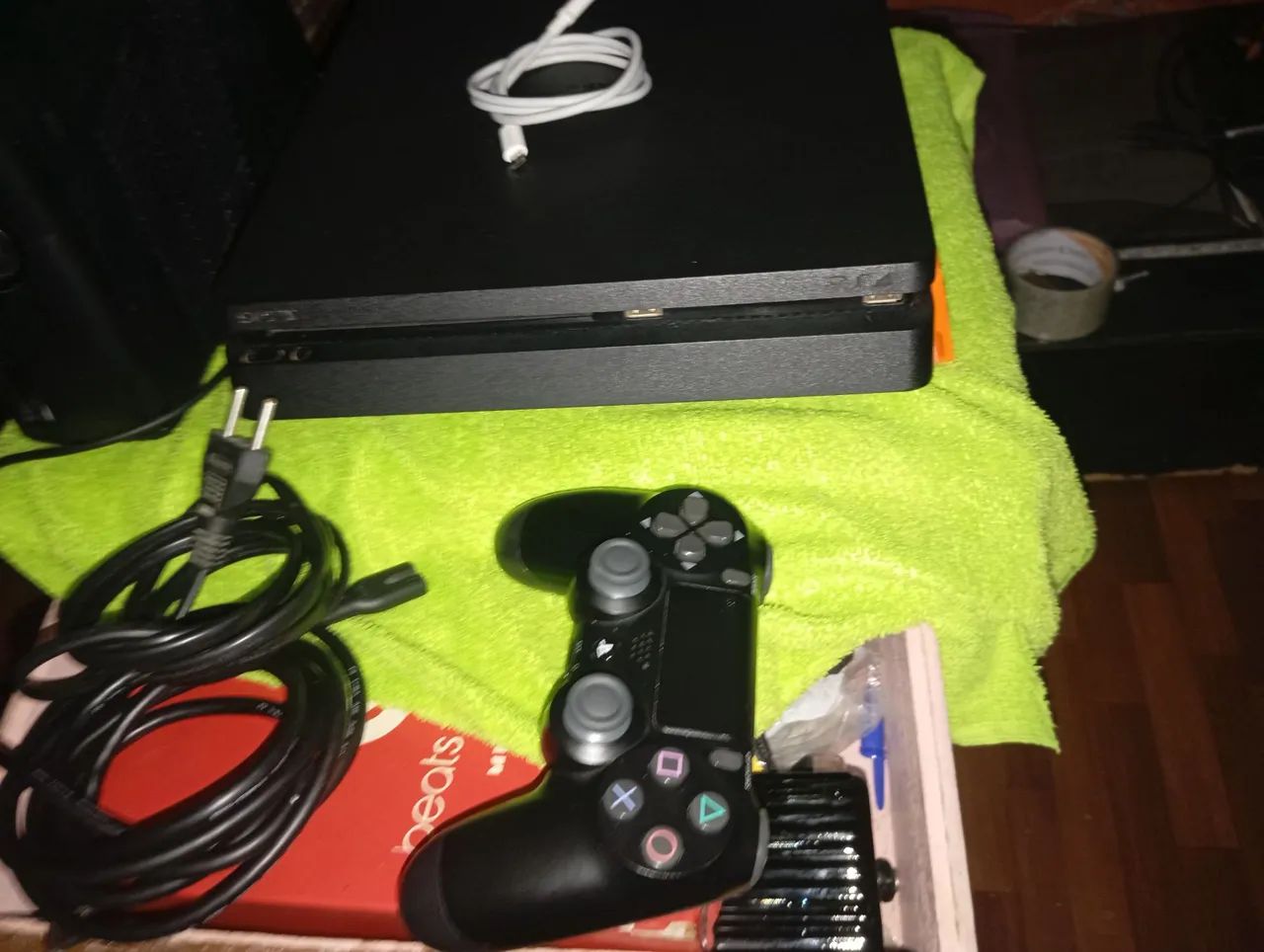PS4 slim um 1 tera terabyte - Foto 5