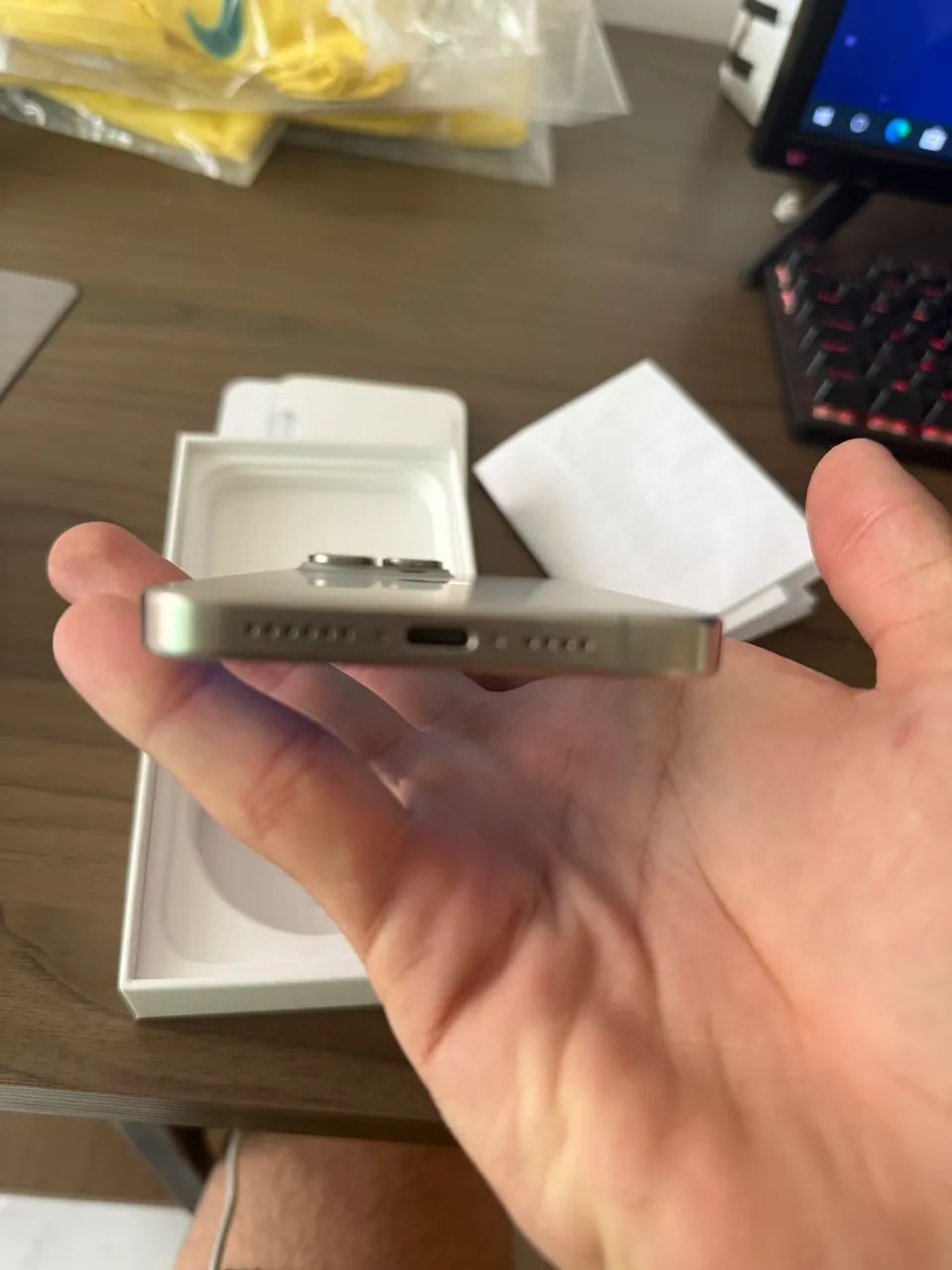 IPHONE 15 PRO MAX - COM NOTA FISCAL - Foto 4