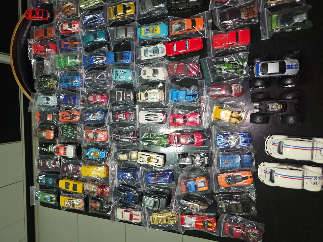 Coleção de hot wheels loose 220 minis - Foto 4