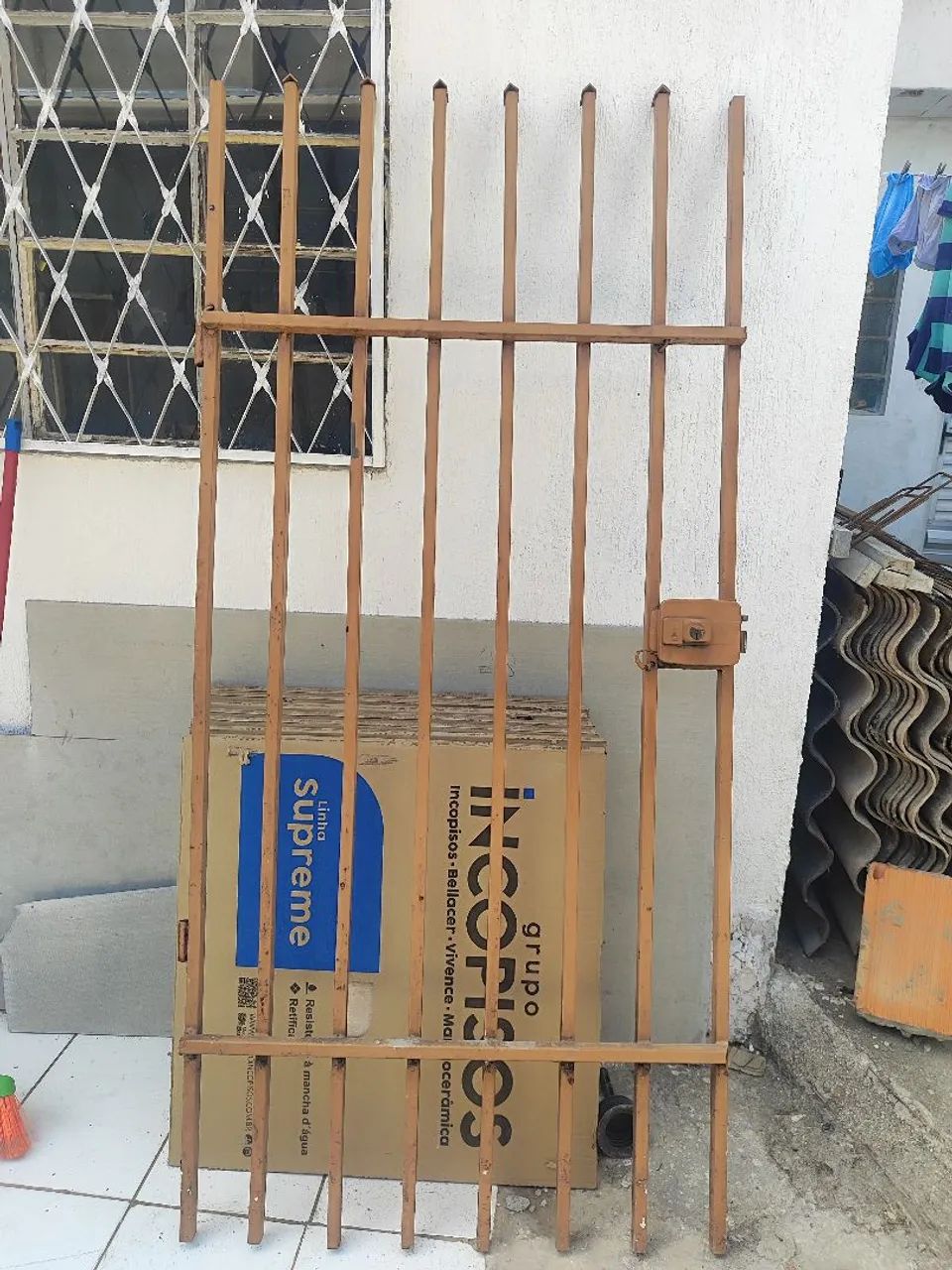 Portão com grades - Foto 2